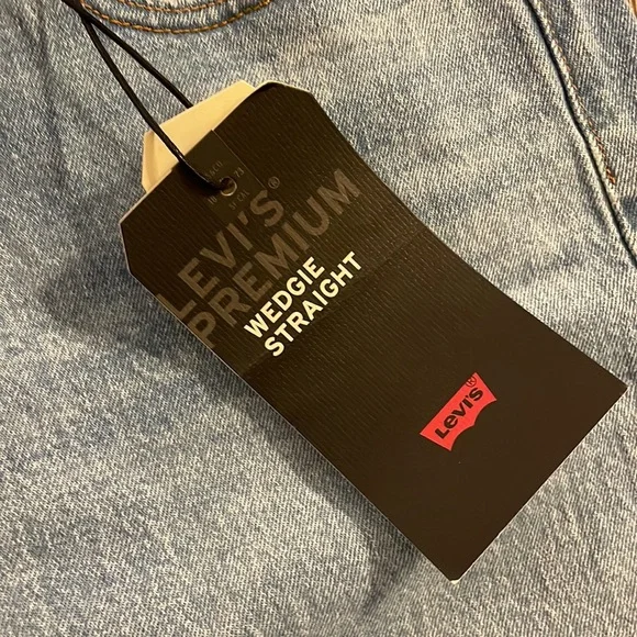 Levi’s Wedgie Straight Button Fly Size 30 x 26 - Picture 2 of 9